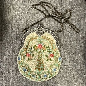 Vintage Christiana Kisslock Beaded Bag
